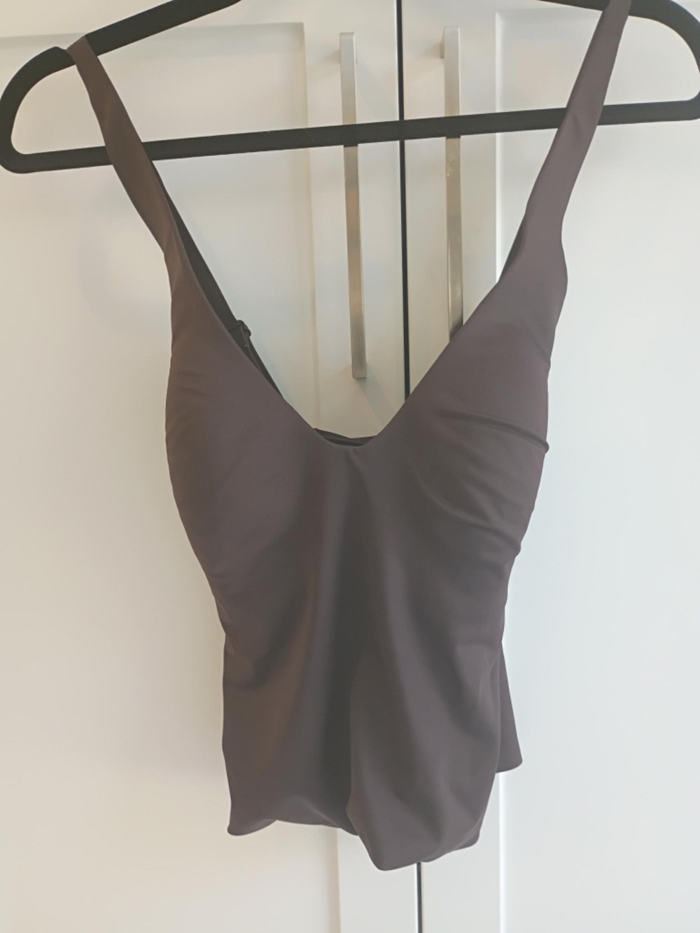Skims V Neck Tank L NWT